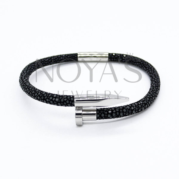 צמיד עור בשילוב מתכת