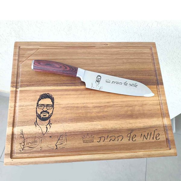 בוצר עץ וסכין סנטוקו עם חריטה