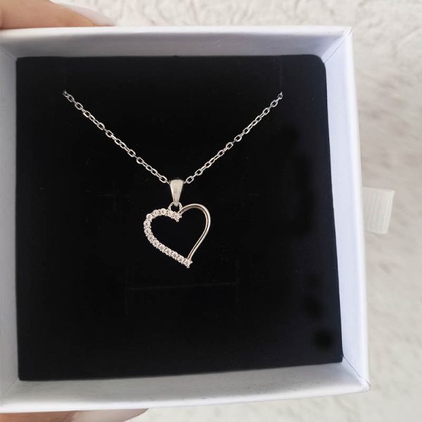 שרשרת תליון לב עם זירקונים