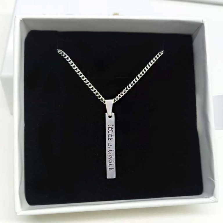 Instagram post from noyasjewelry. This post is in position 4.